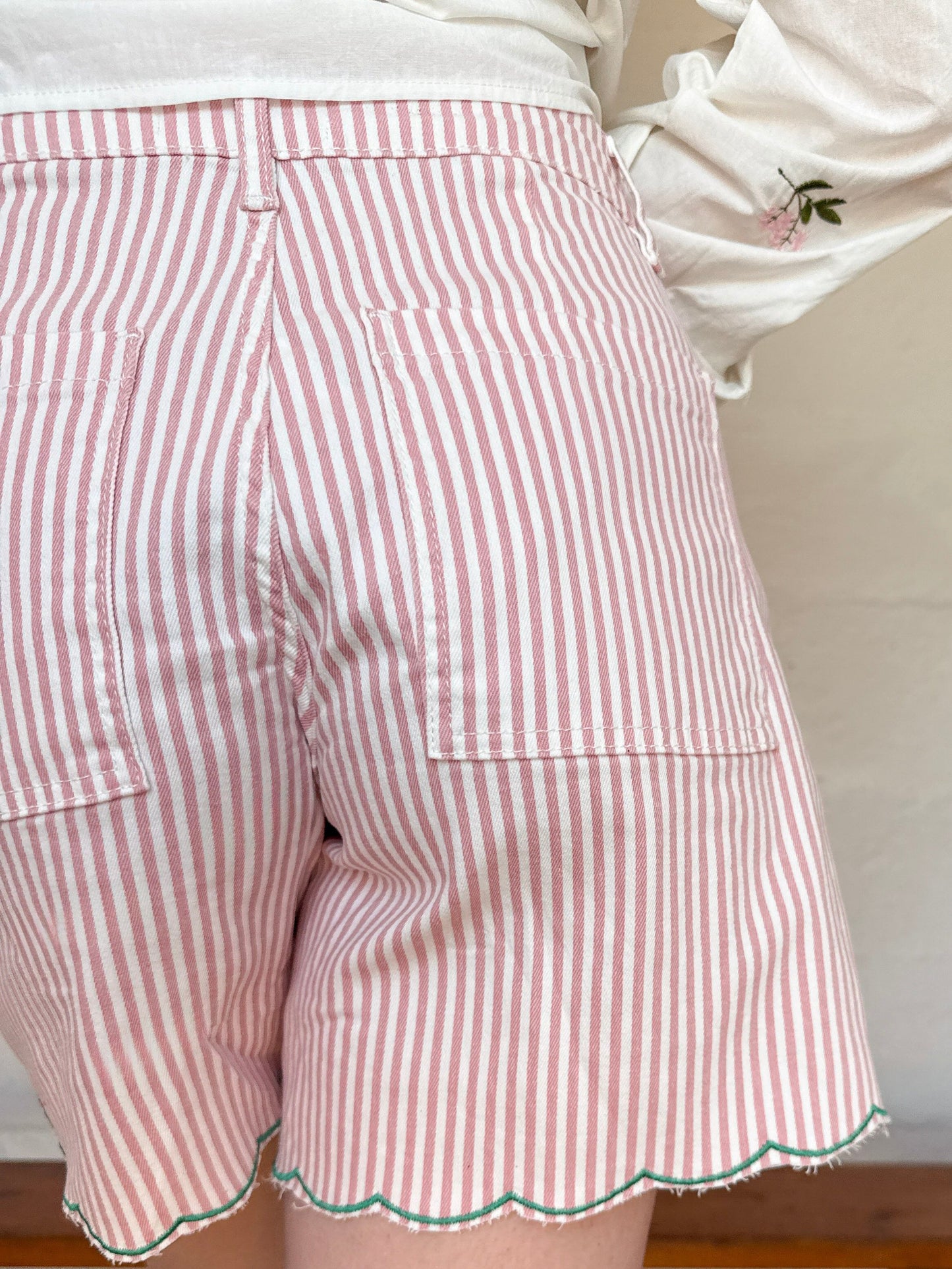 SHORT SOLENE