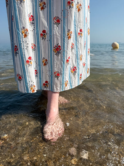 ROBE NOUÉE
